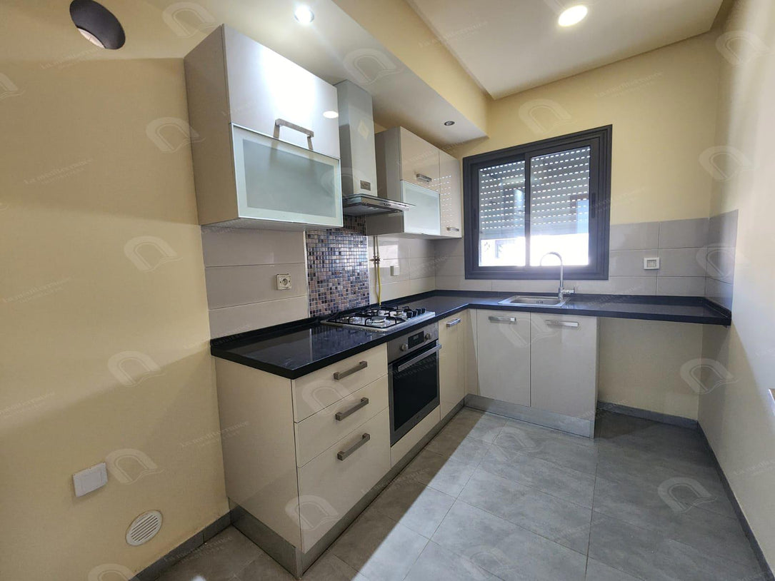 A vendre S+1 à la Soukra