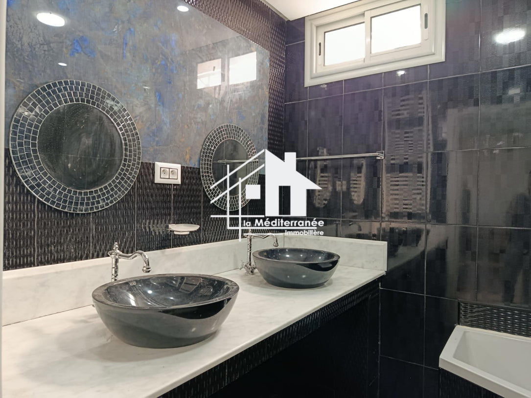 Appartement S+3 au Lac 1