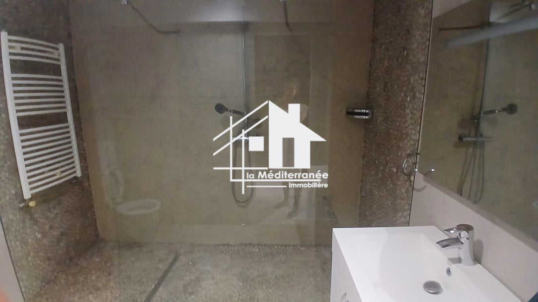 Un appartement S+3