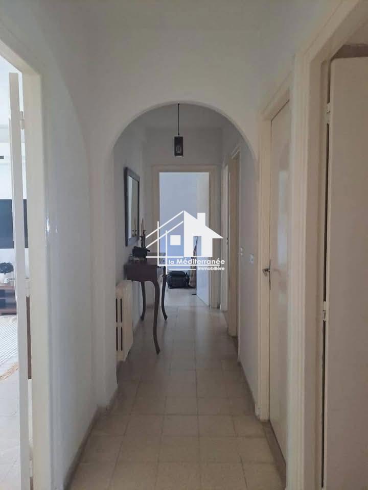 A louer appartement S+2 à Menzah 7