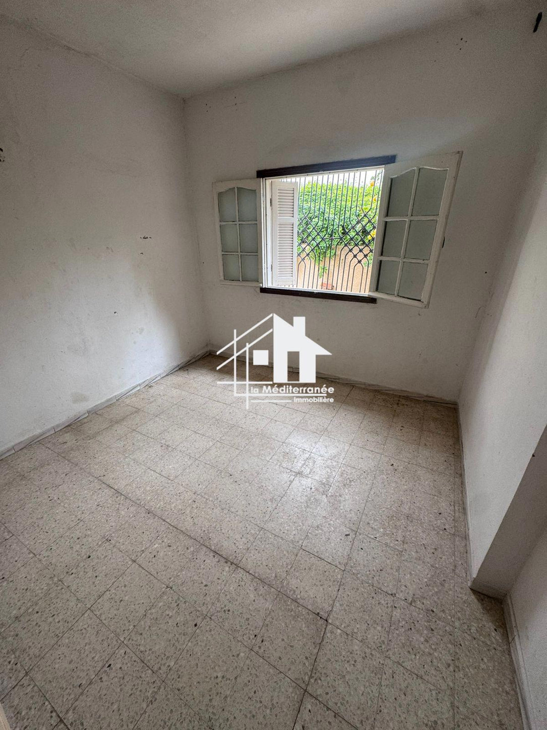 A louer étage de villa S+2 Rdc  à khaznadar