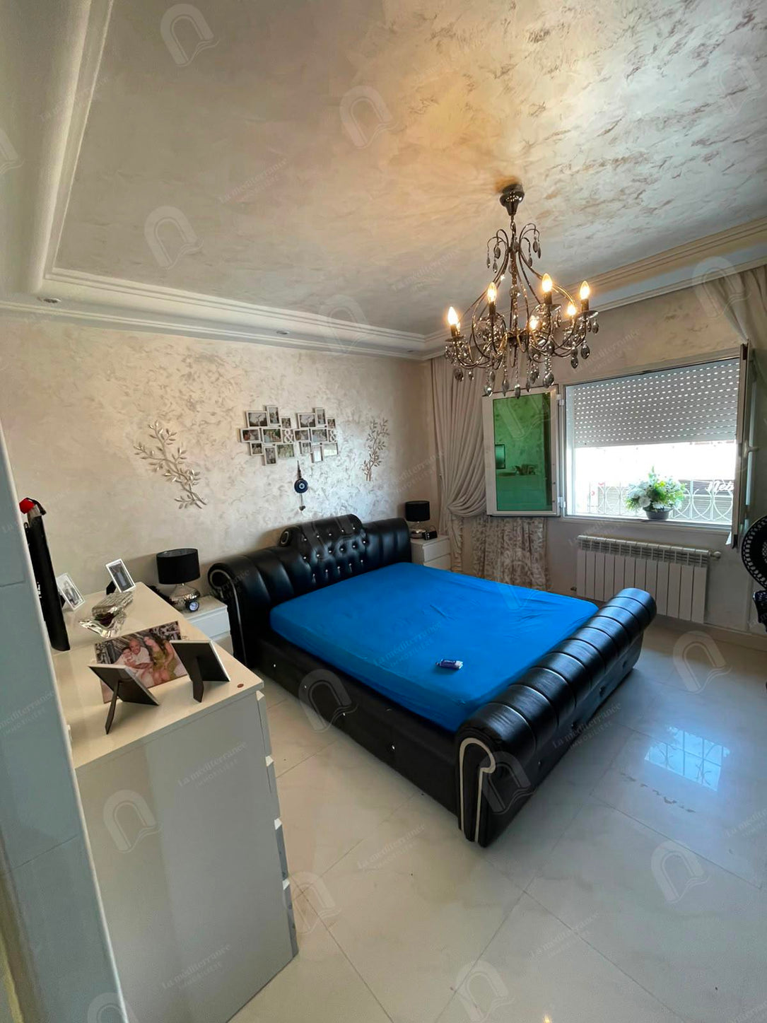 A vendre un appartement S+3 hst au bardo hedi chaker