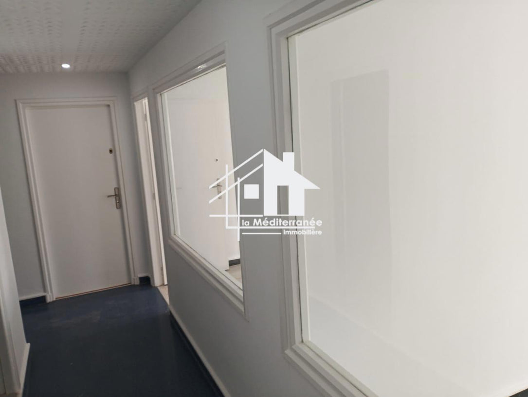 A louer bureau H+4 à Monplaisir