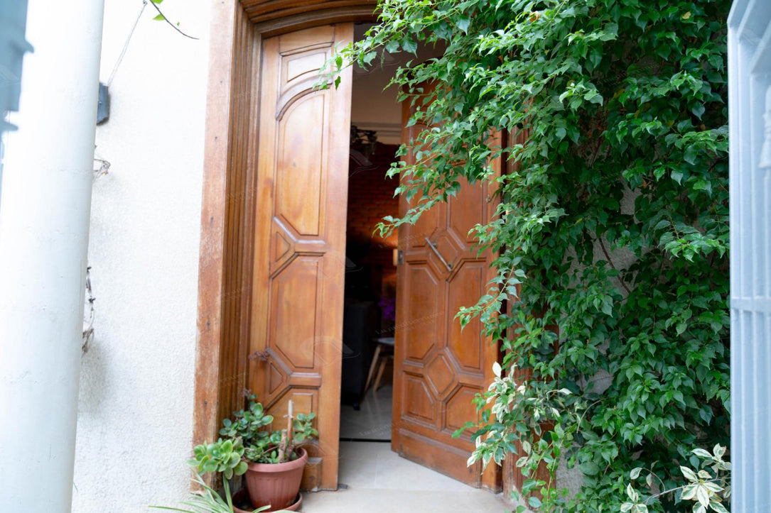 A vendre une villa de style triplex à denden