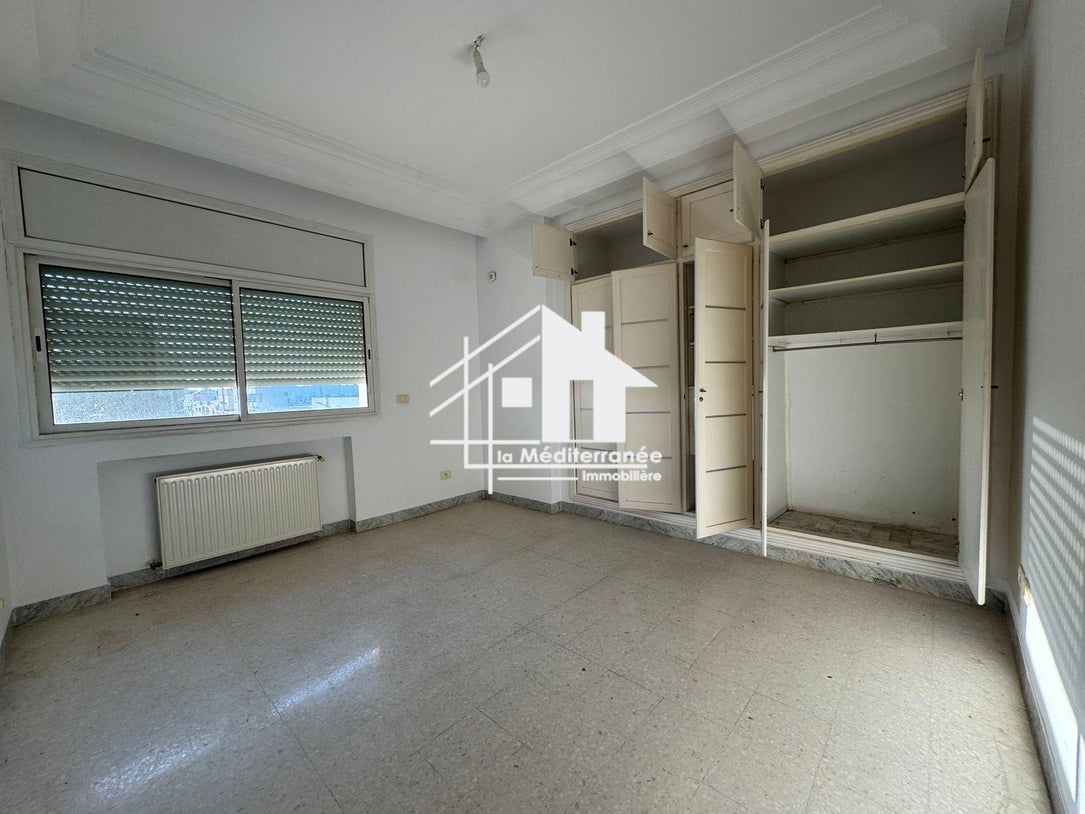 Appartement S+2 à la Marsa cité les pins