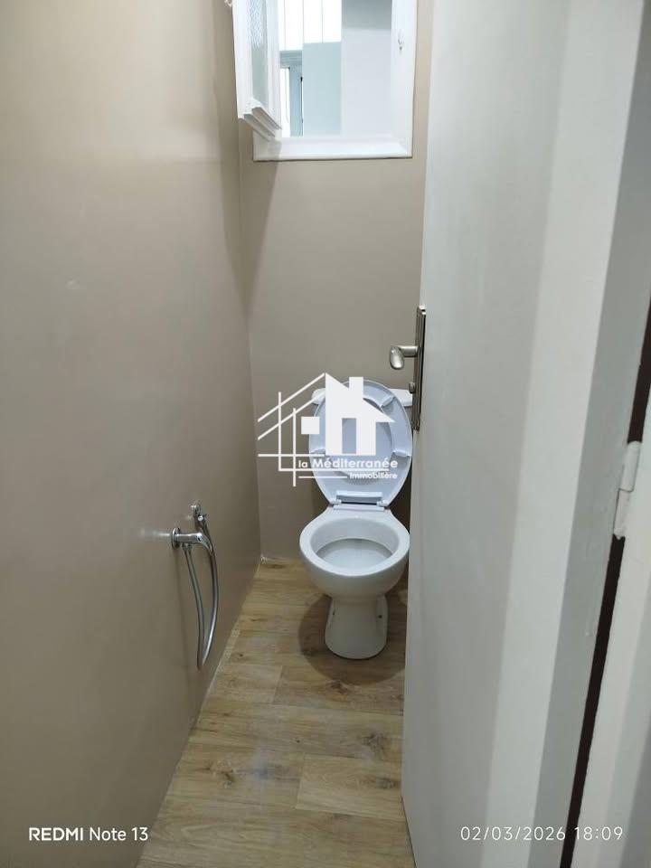 A louer appartement S+3 hst à El Manar 2