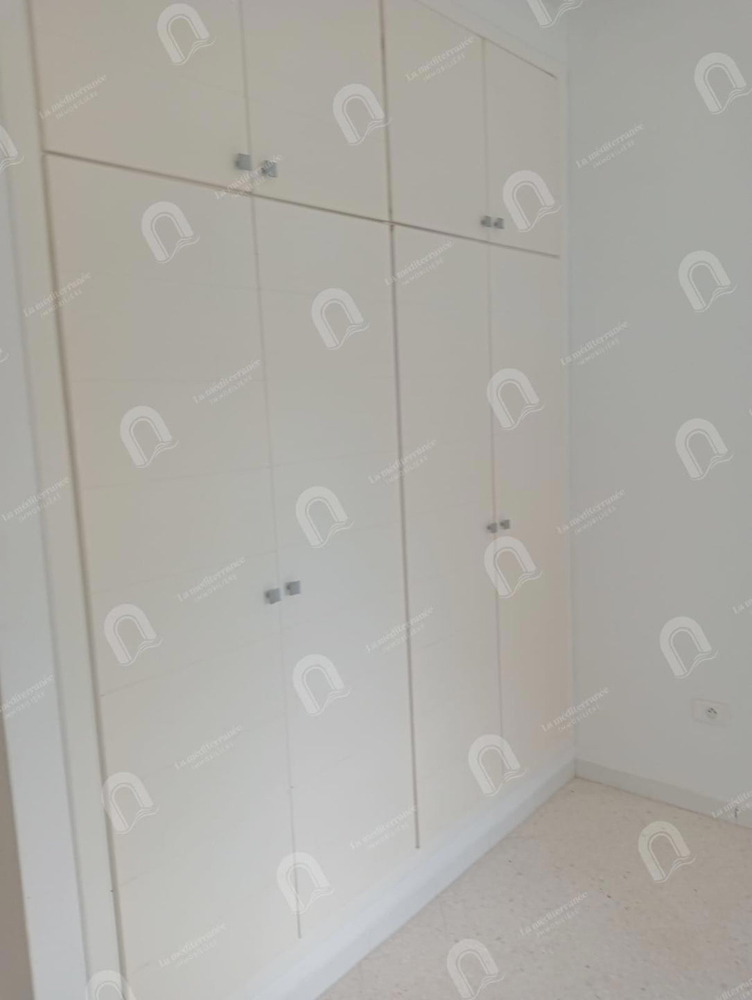 à vendre un appartement s+2 aux jardins d'el menzah 2