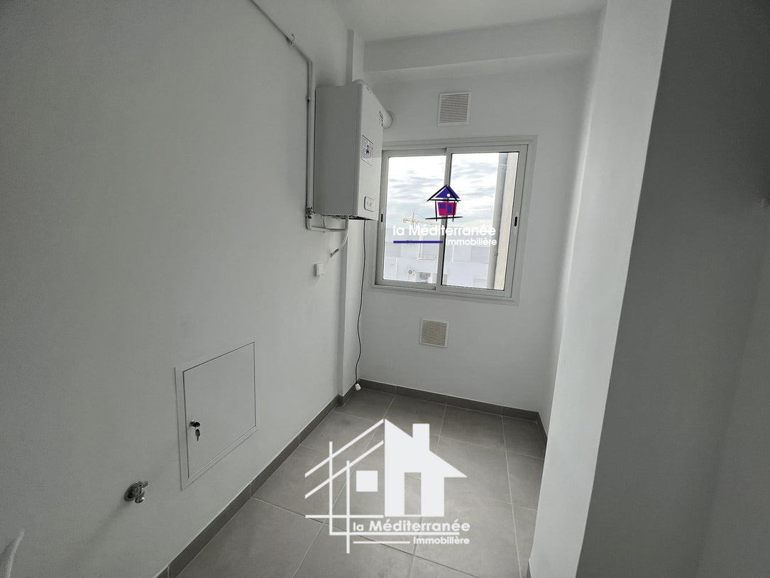 A louer appartement s2 hst à Boumhel