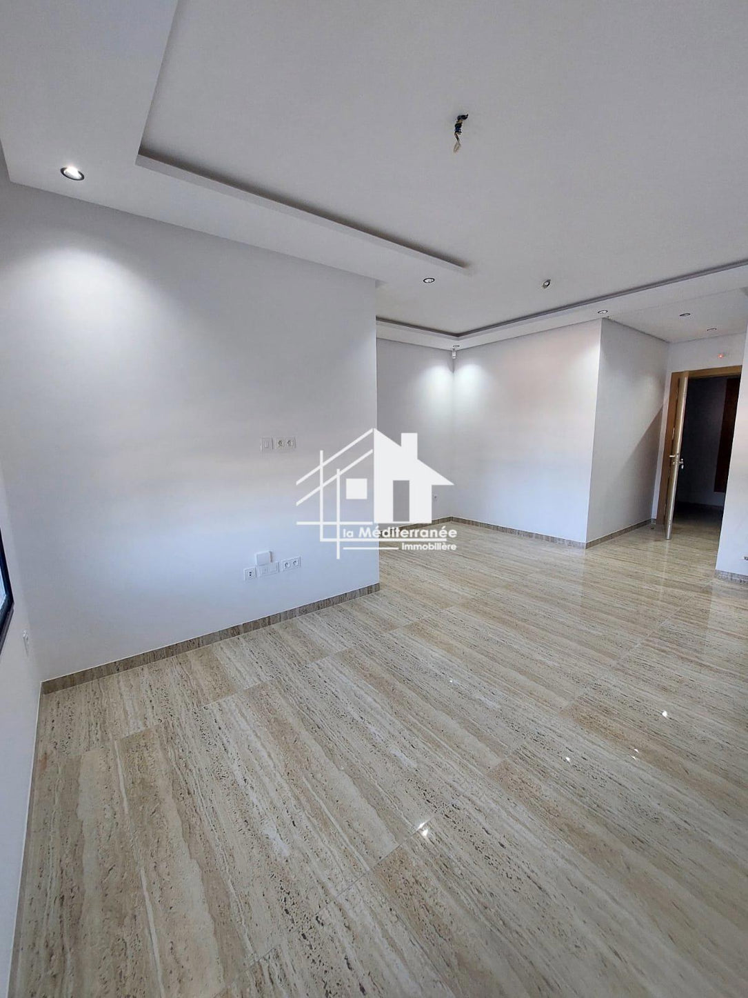 A louer S2 jamais habité à la soukra