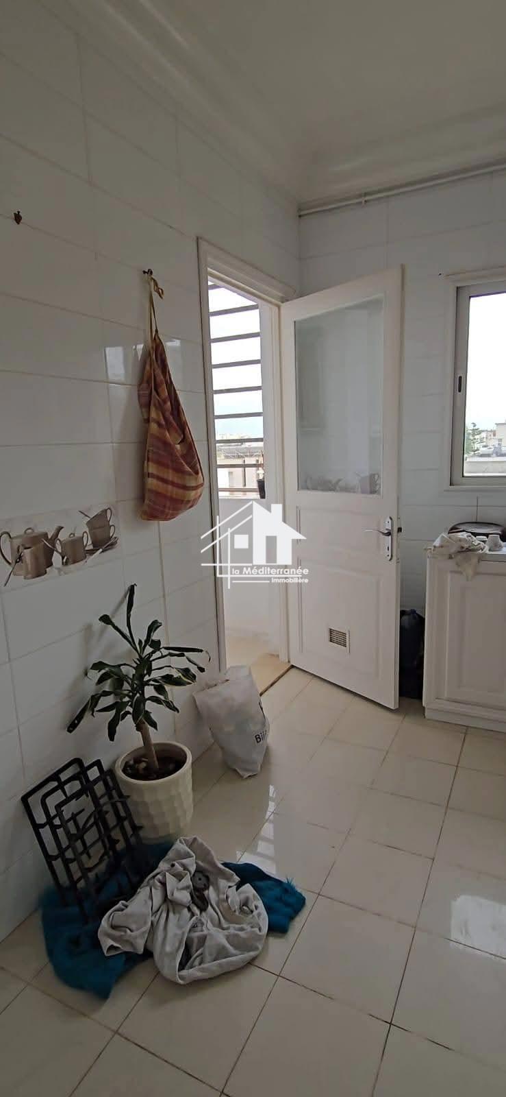 A louer appartement s+2  aux jardins d'el menzah 2