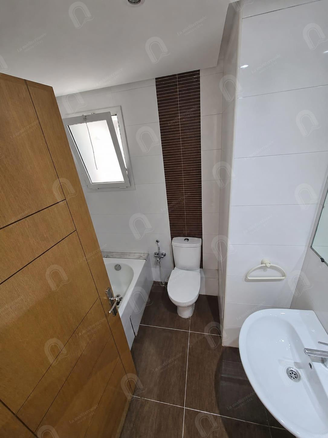 à louer un appartement s+2 aux jardins d'el menzah 2