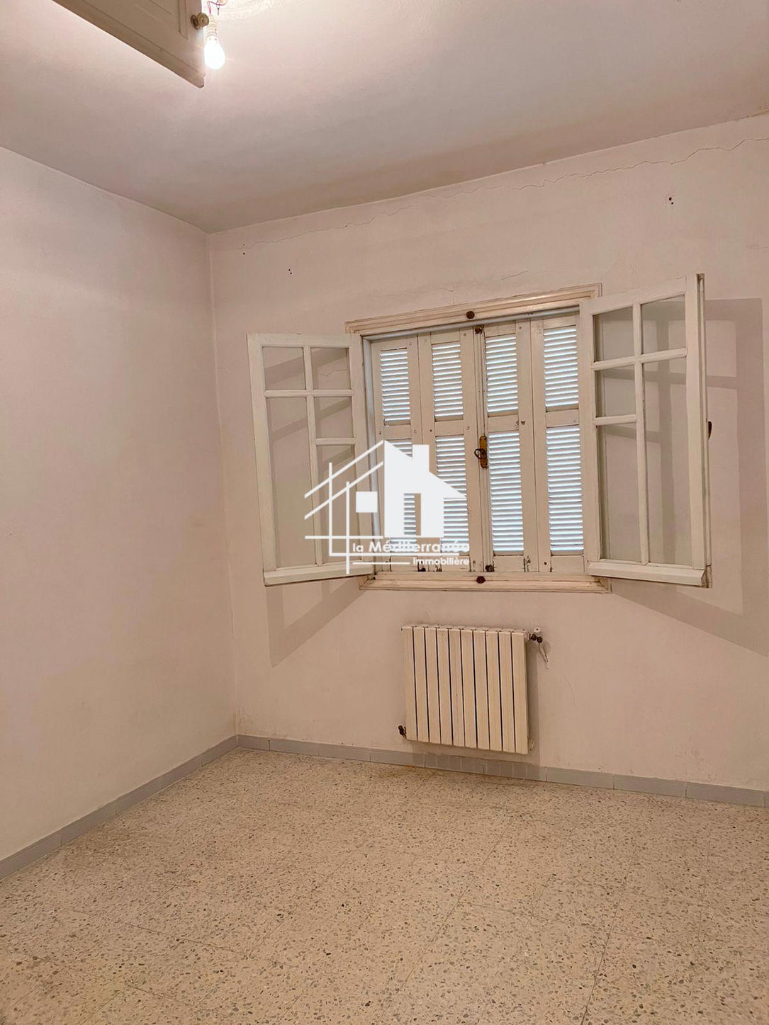 A louer appartement S+3 à Ennasr 2