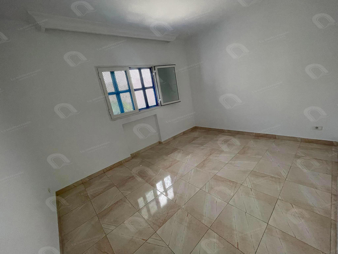 Appartement s+2  à Ezzahra (1 ére étage )