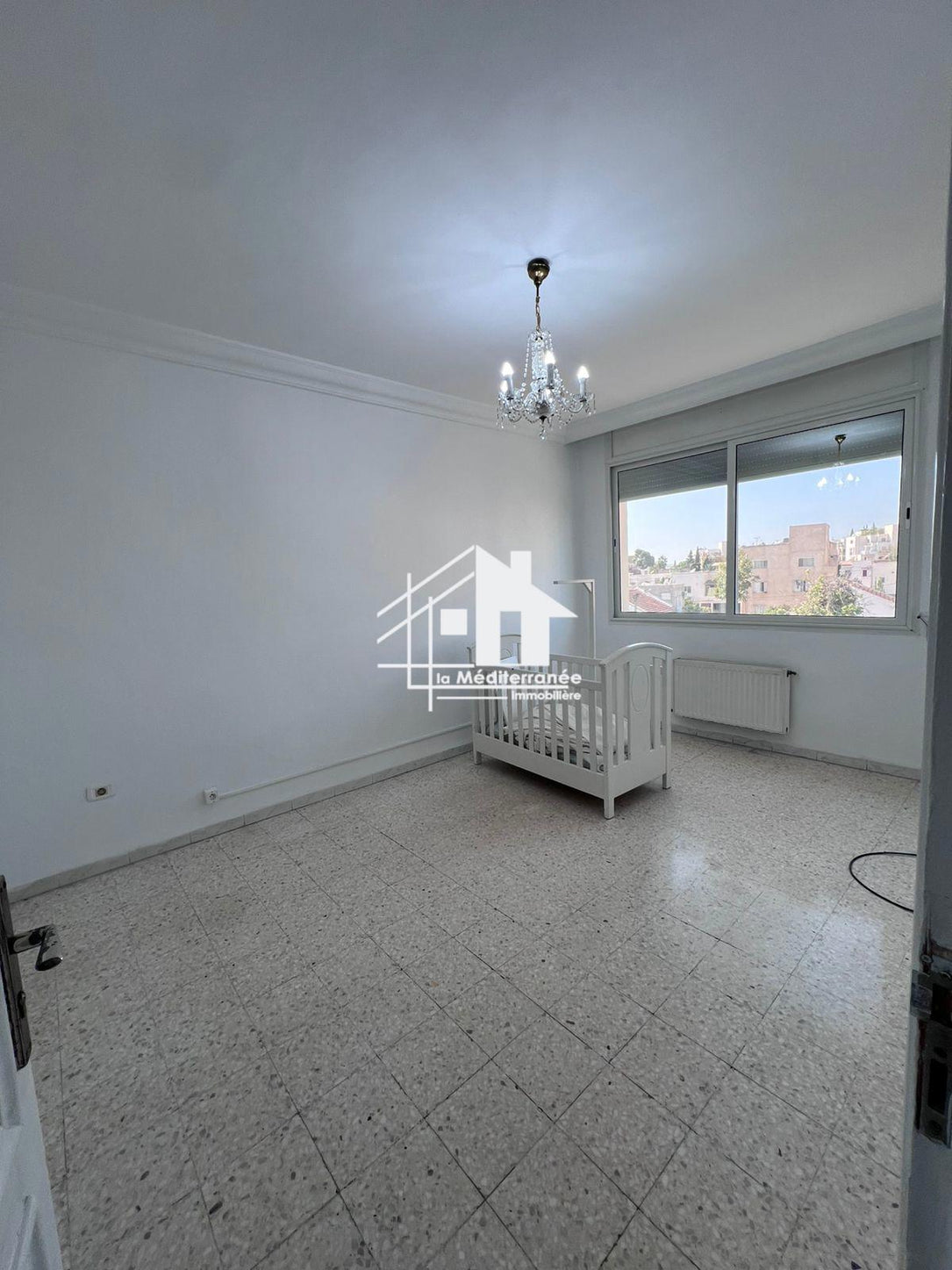 A louer appartement S+4 au Bardo