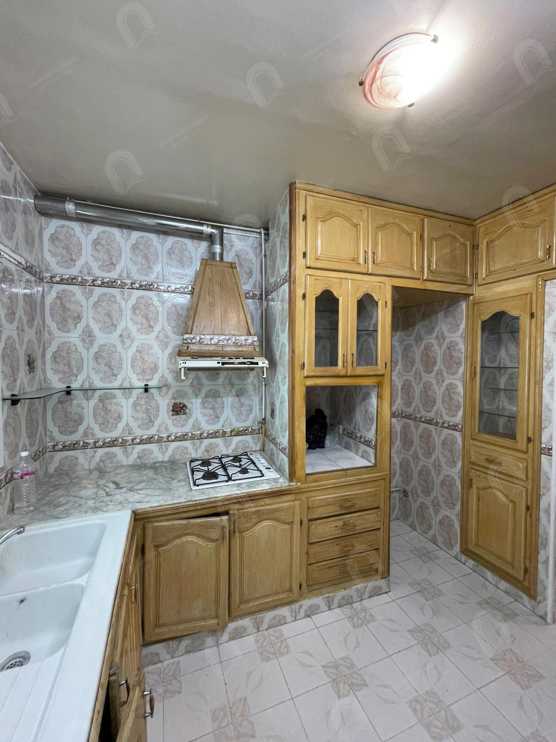 A vendre un appartement 2S+3 à khaznadar