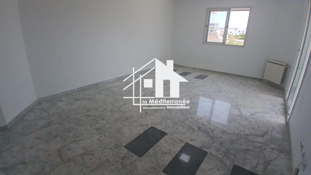 Un appartement S+3 à Jardin de Carthage