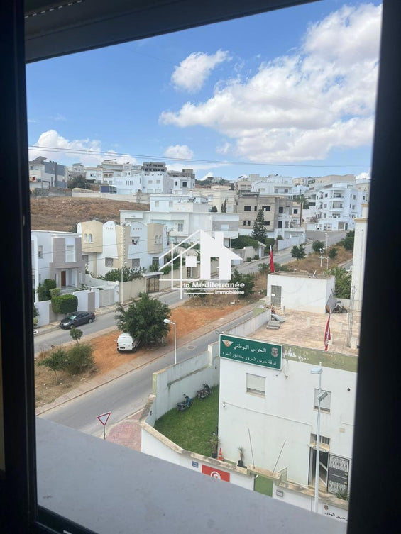 A louer un appartement s+1 à jardin d'el menzah2