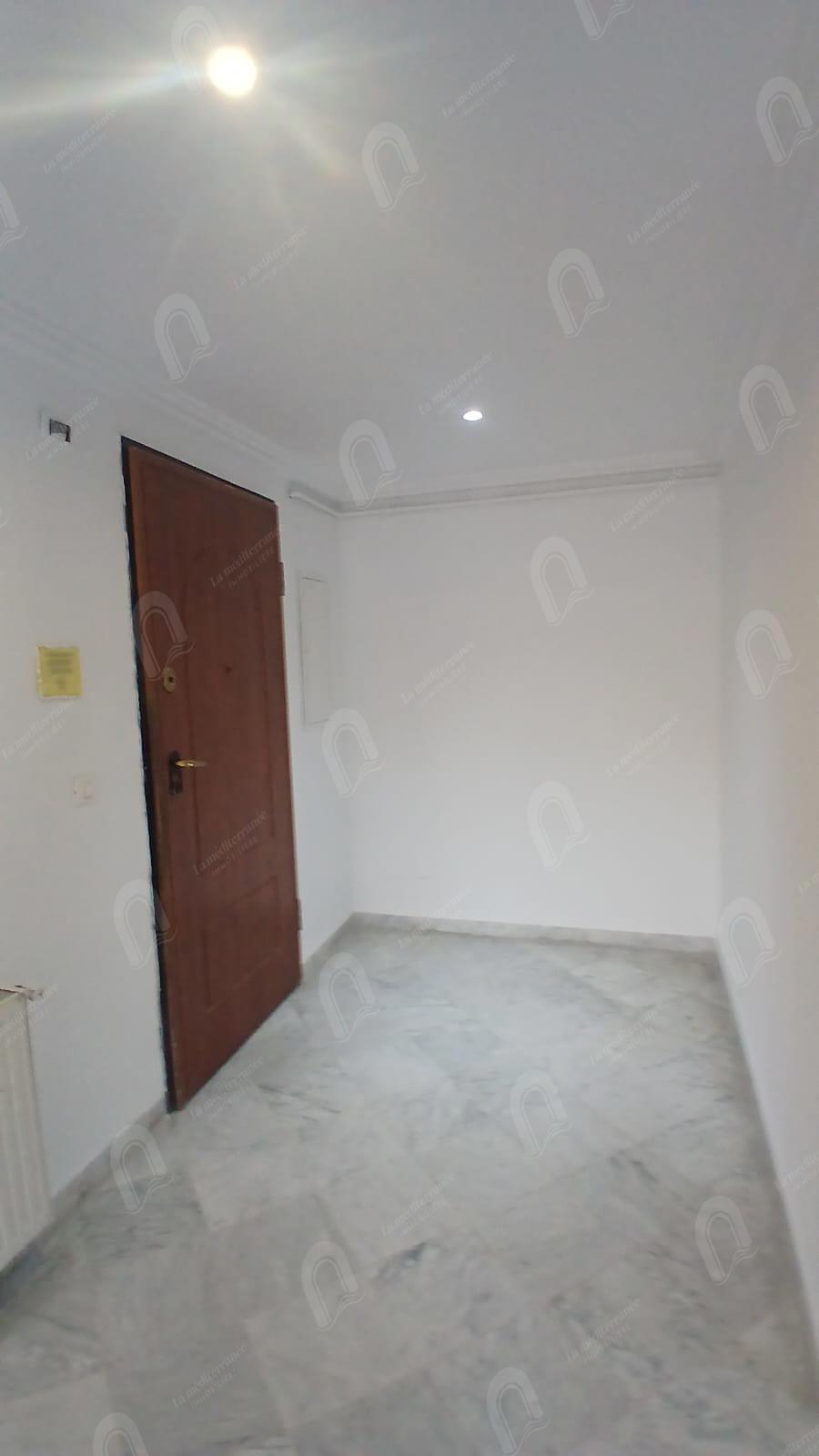 Appartement S+3 aux berges du lac 2