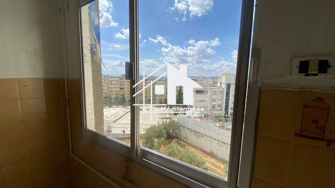 A louer appartement S2 vide à menzah 7