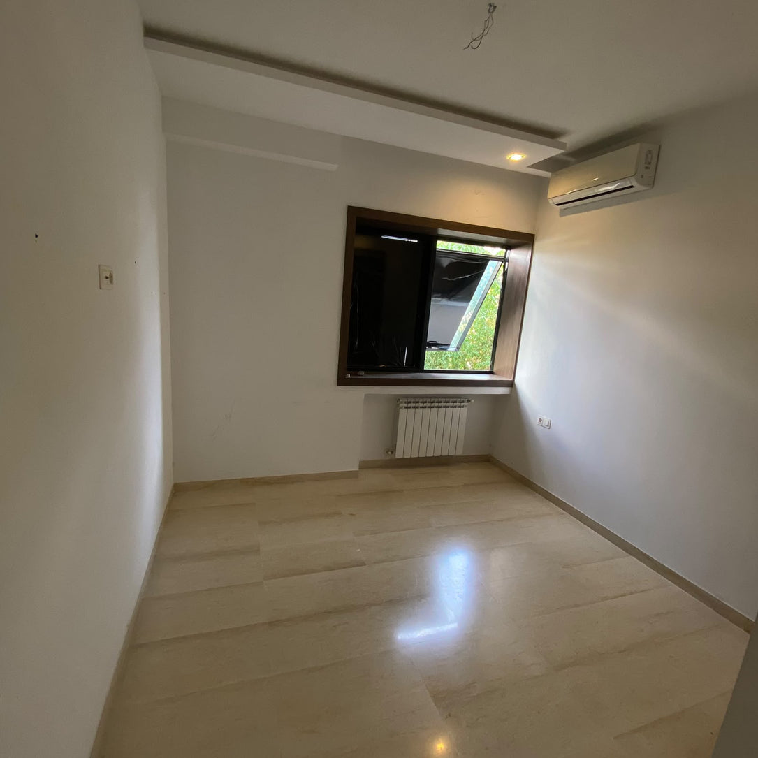 Duplex avec piscine s+3 chotrana 1 3000 DT