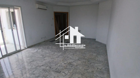 Un appartement S+3 à Jardin de Carthage