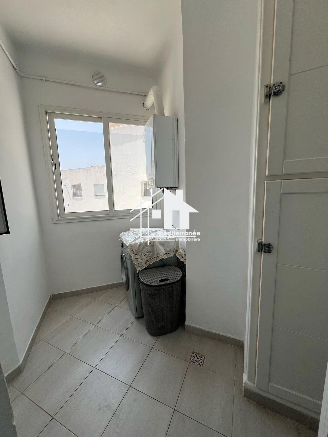 A vendre appartement s3 hst à Manouba