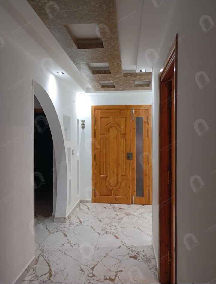 A louer un étage de villa à manouba