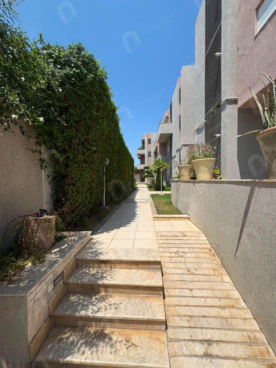 À louer Spacieux appartement S+3 à la soukra