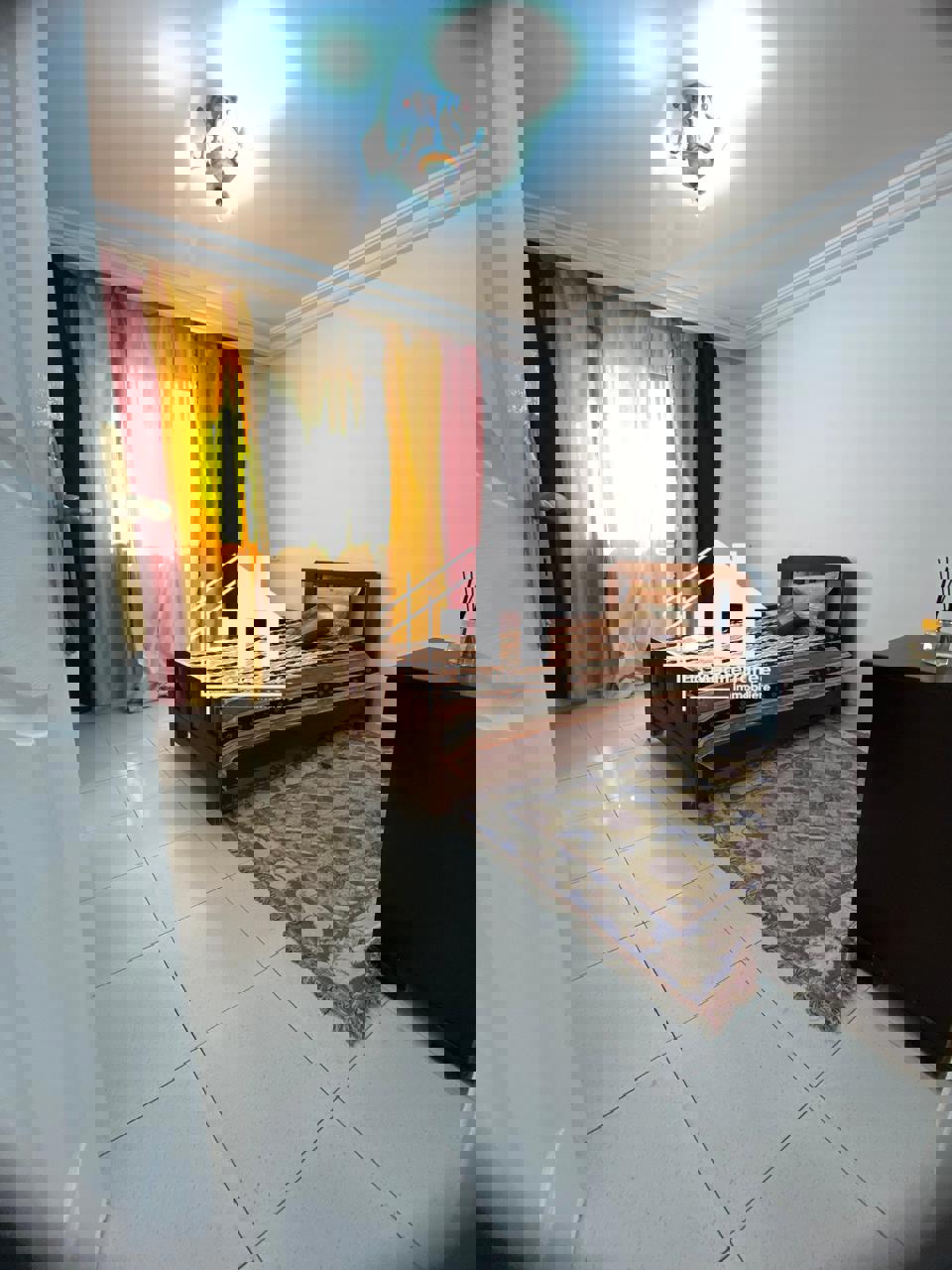 A louer étage de villa S+3 meublé à 20 mars
