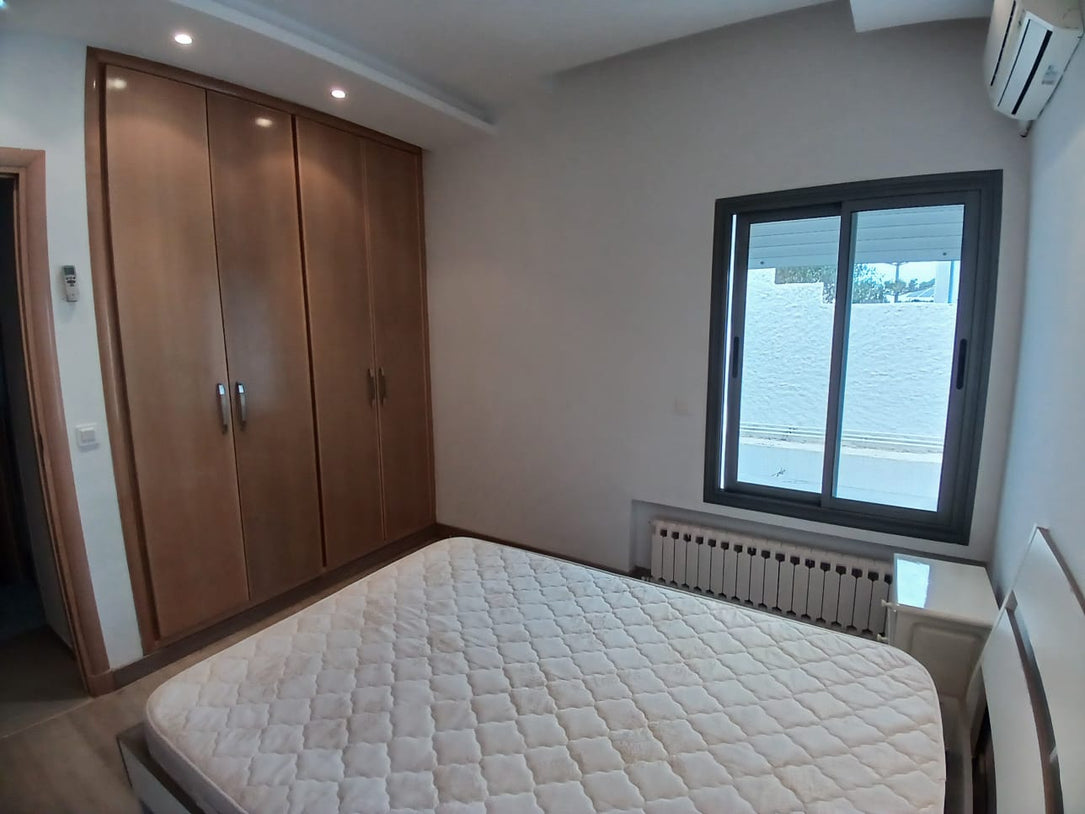 A louer appartement meublé s+3 vue mer à la Marsa