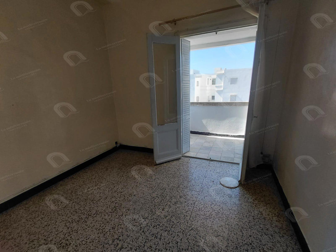 A louer appartement s2 au centre ville Tunis