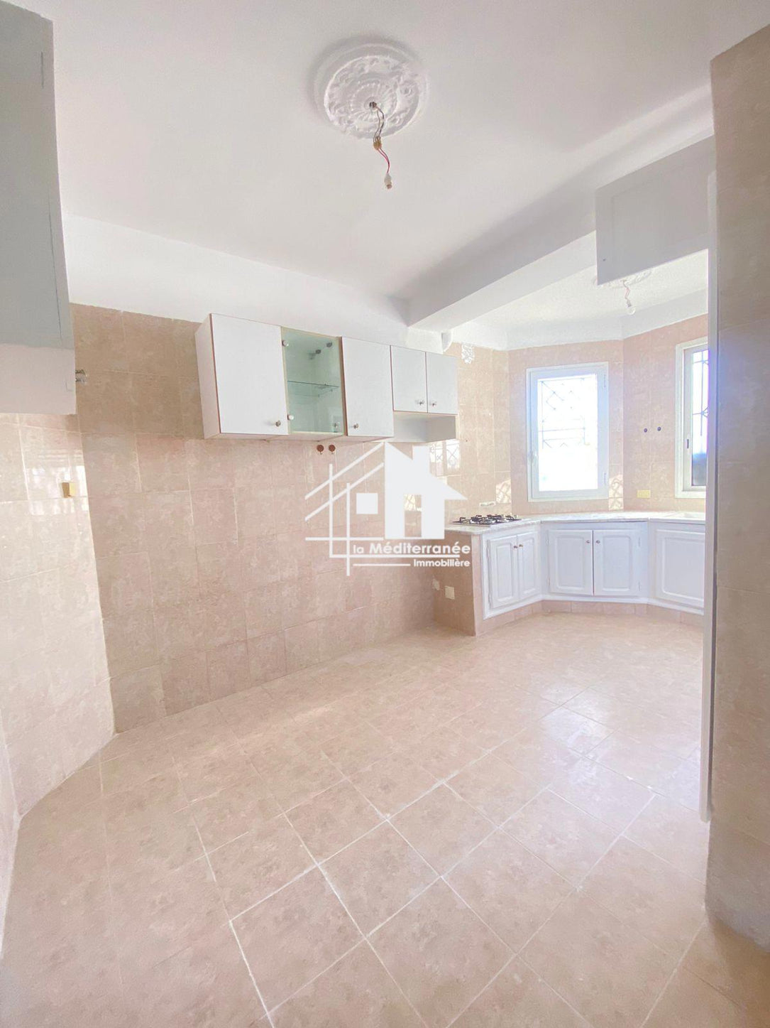 À louer appartement s+3 a cité ennaser 2