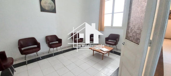 A vendre appartement S+5 au centre ville
