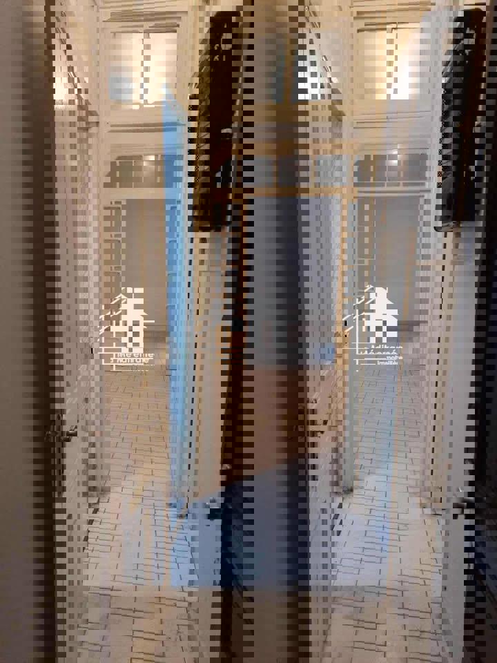 A louer appartement s+2 Moncef bey