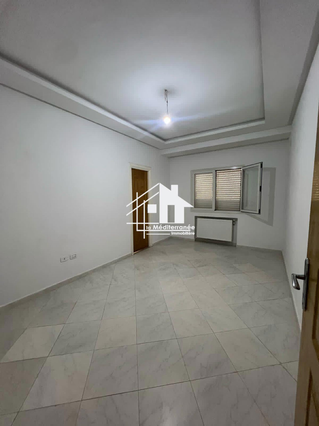 A louer étage de villa S+2 au 20mars