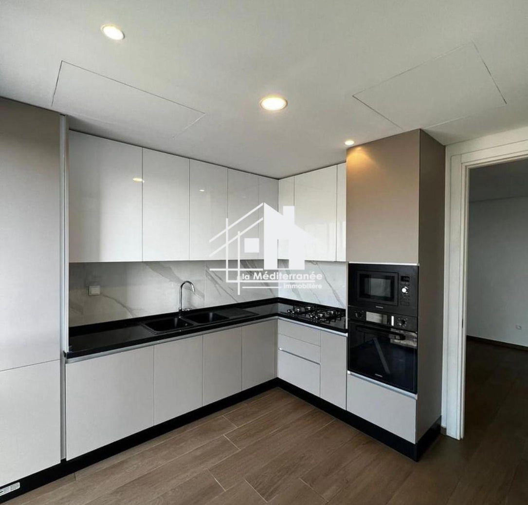 A louer un appartement s+3 aux jardins de Carthage