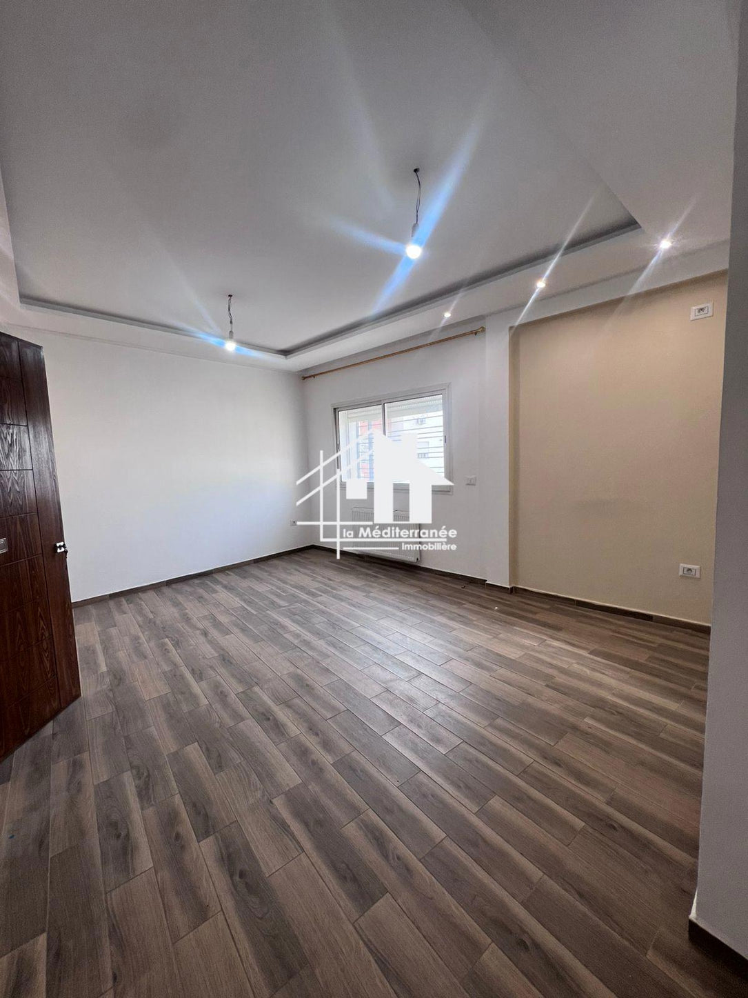 A louer appartement S+2 à cité ben younes Manouba