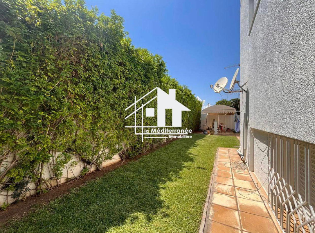 a louer vill S+4 aux jardins de carthage