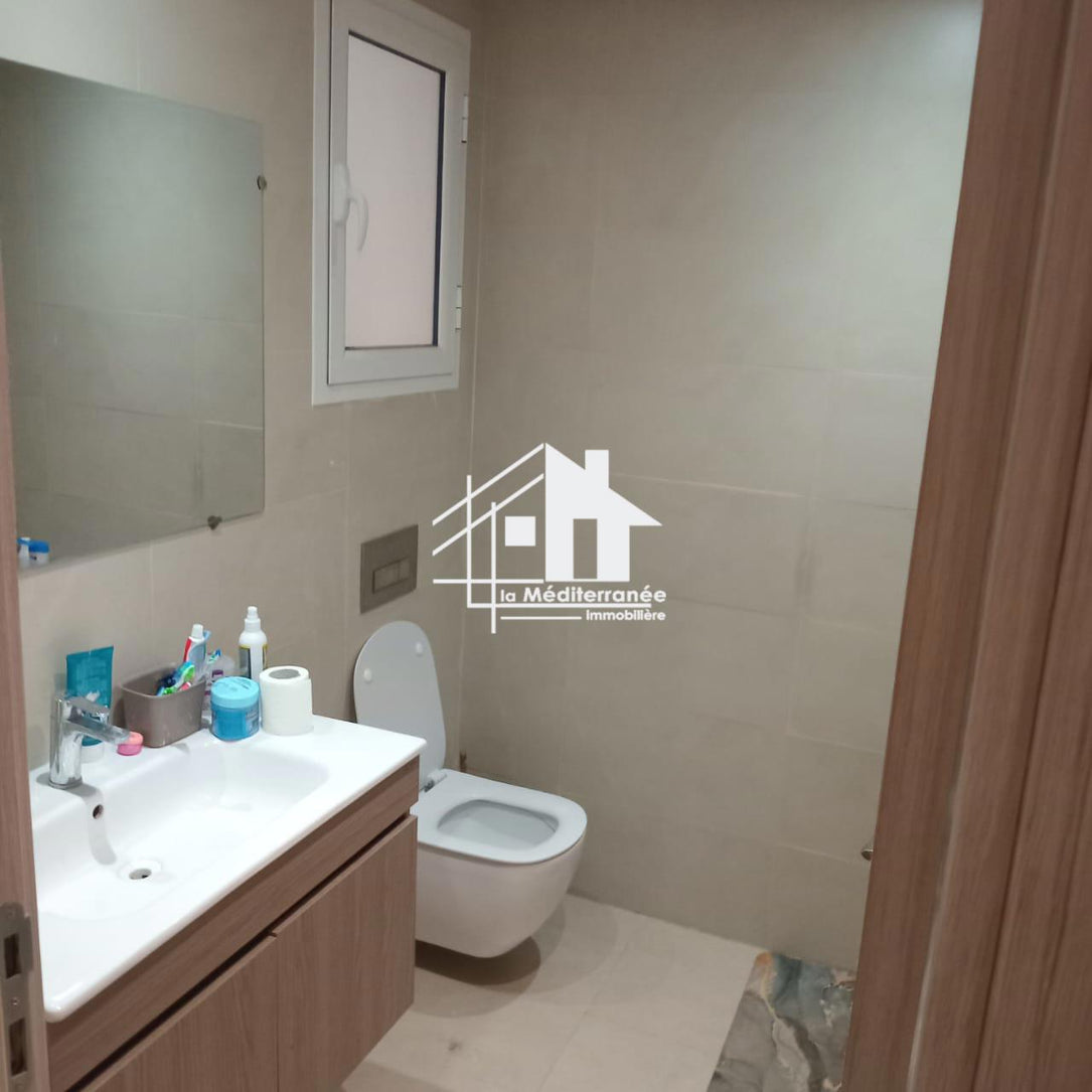 Appartement S+3 à l'Aouina
