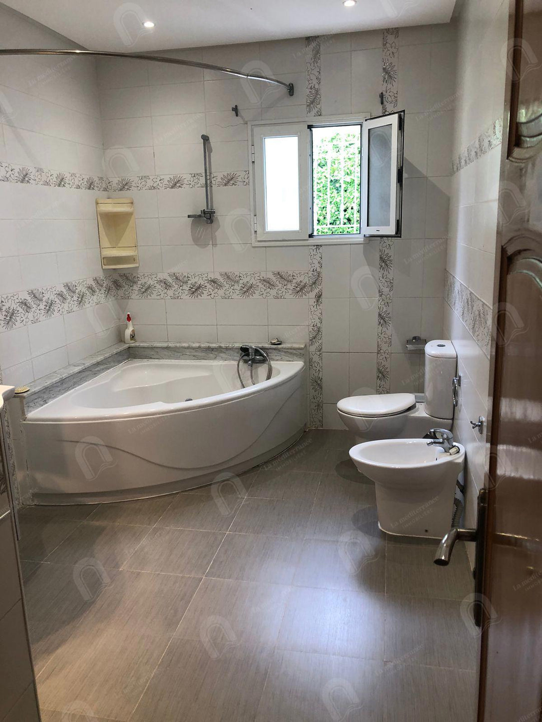 A vendre villa a jardin d’el menzah