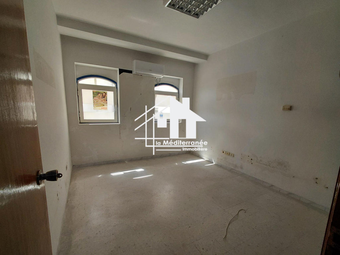 A louer Bureau h+4 au centre ville Tunis