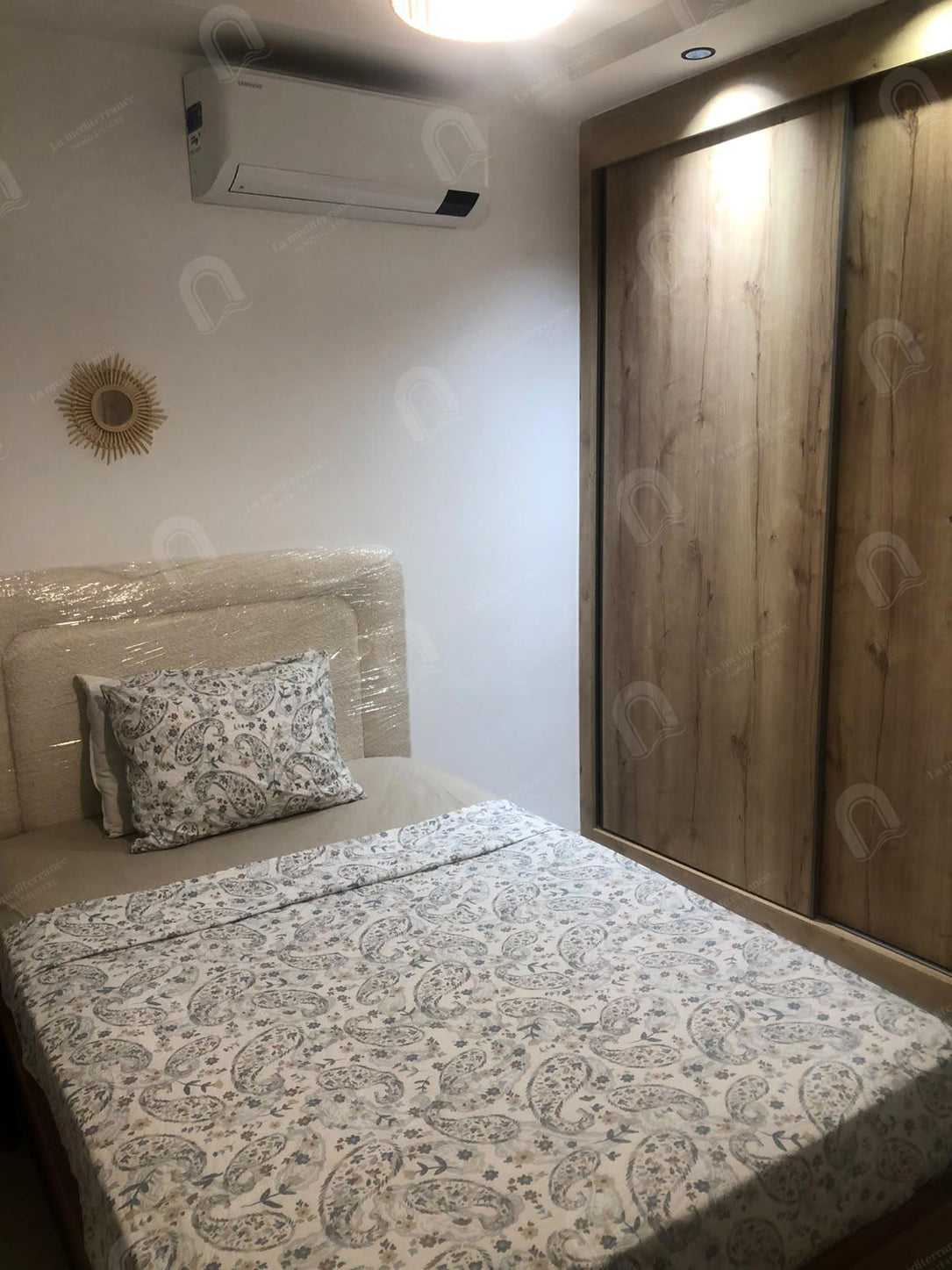 A louer un appartement s+3  meublé à Manzah 9C