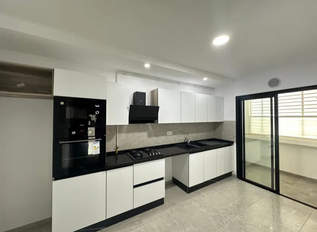 A louer un S+2 de haut standing à chotrana