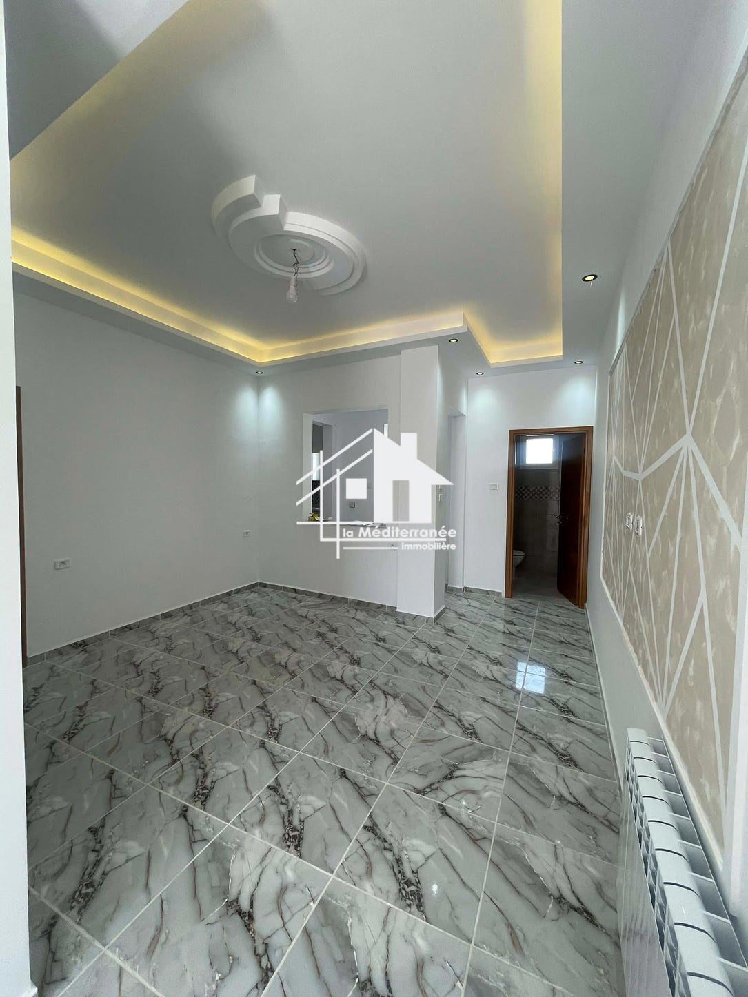 Etage de villa s+2 jamais habité à Taher sfar
