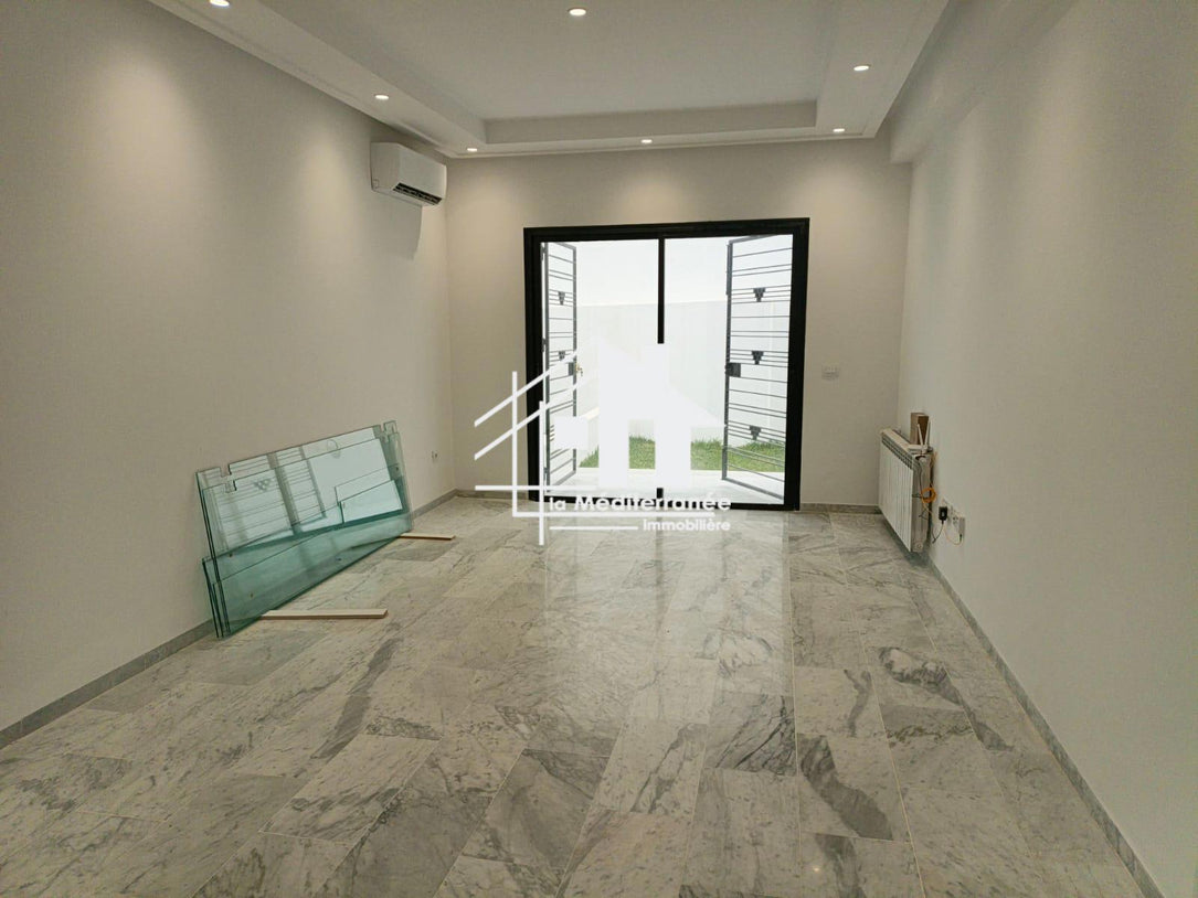 A vendre s+3 a sidi Abdelaziz