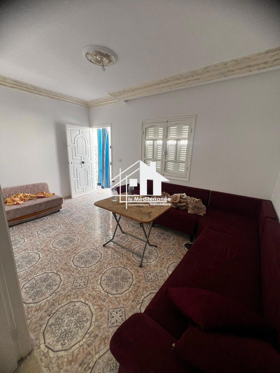 A louer étage de villa S+1 Cité Ezzouhour