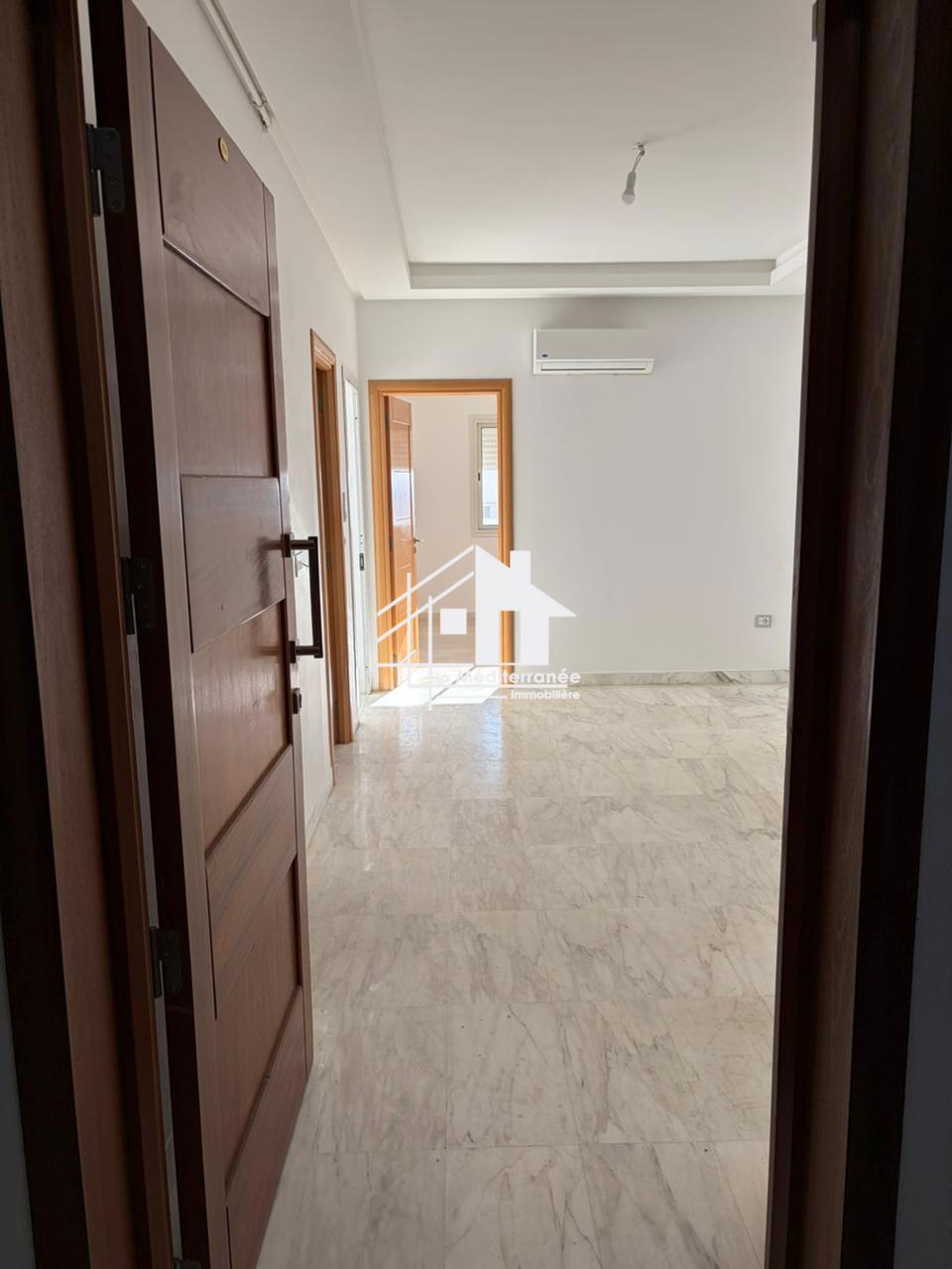 a louer un appartement s+1 a jardin d el manzah