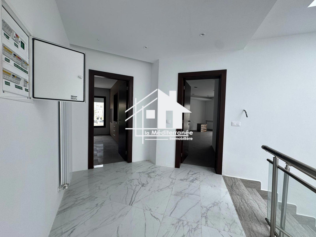 villa s+4 aux berges du lac 2