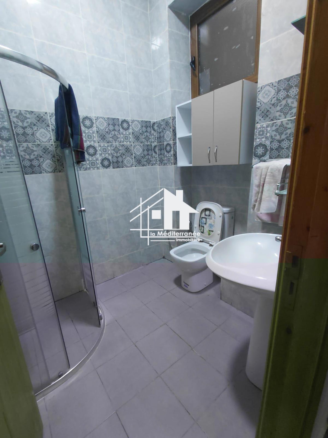 A vendre  appartement s1 meublé au Centre ville Tunis