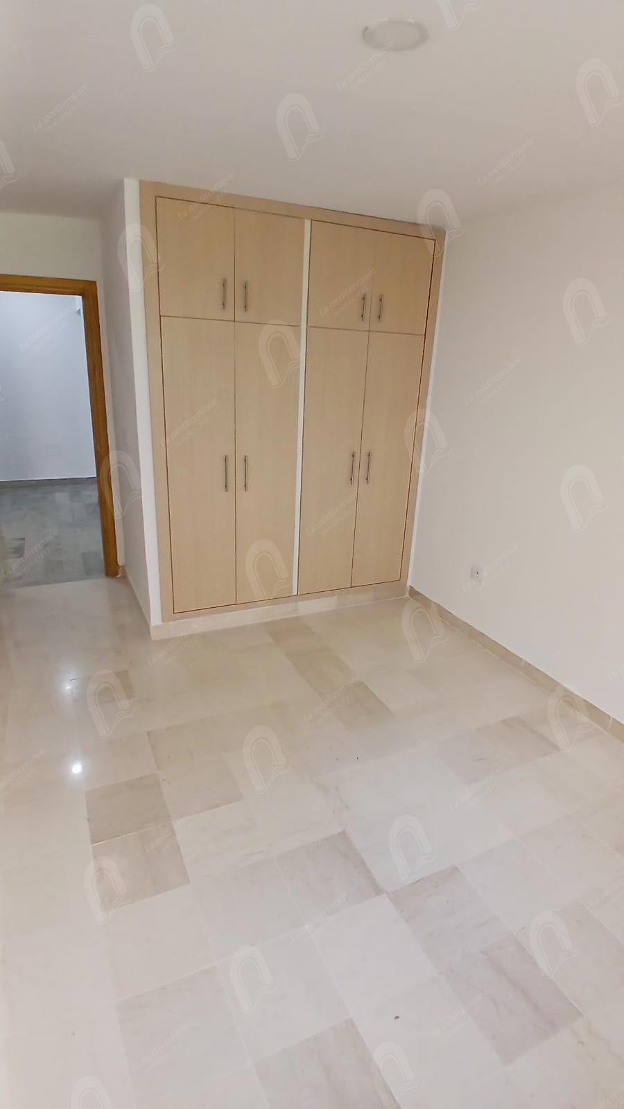 A louer un appartement S+2 hst au rdc